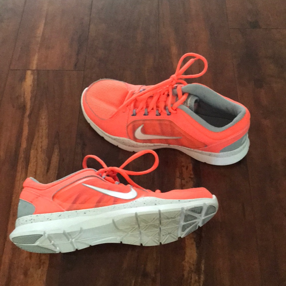Nike women’s running shoes - Picture 1 of 2